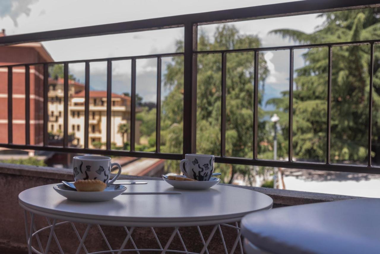 Maison Bibi Lago Maggiore لافينو-مومبيلو المظهر الخارجي الصورة